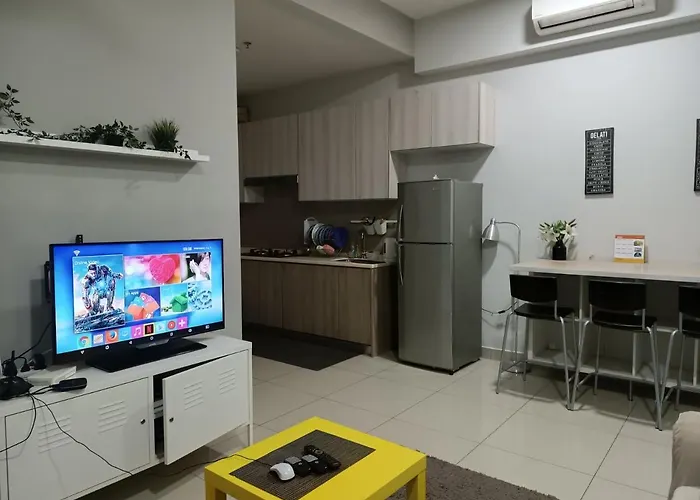 Cozy&Wifi &Netflix @ Mutiara 27