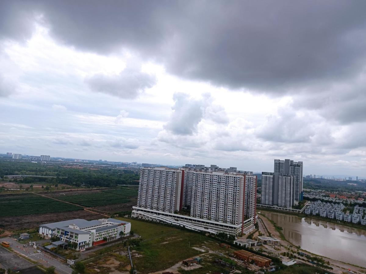 Apartment Cozy&wifi &netflix @ Mutiara 27 Cyberjaya
