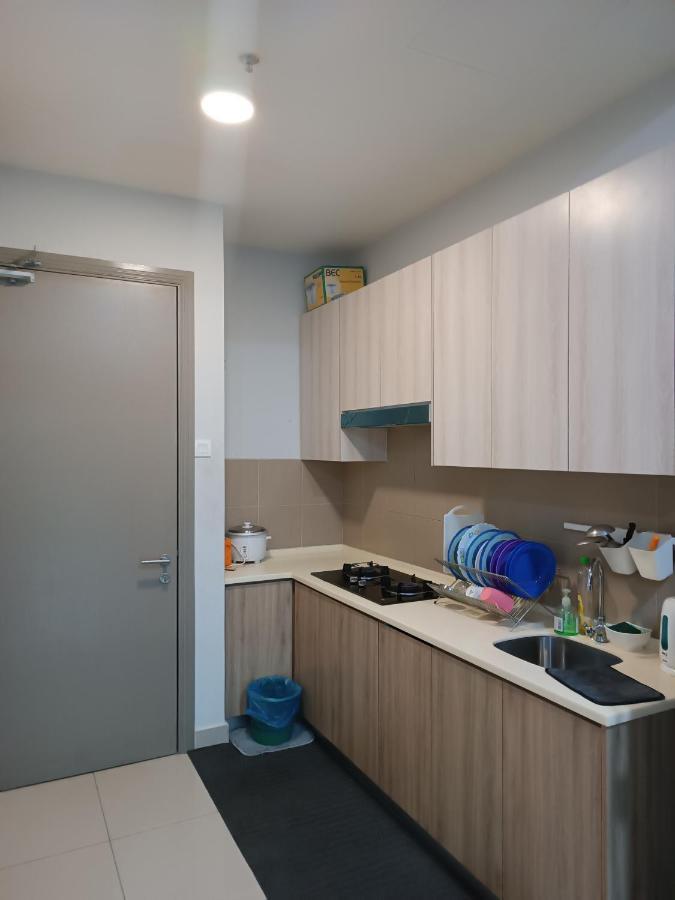 Cozy&wifi &netflix @ Mutiara 27 Apartment *