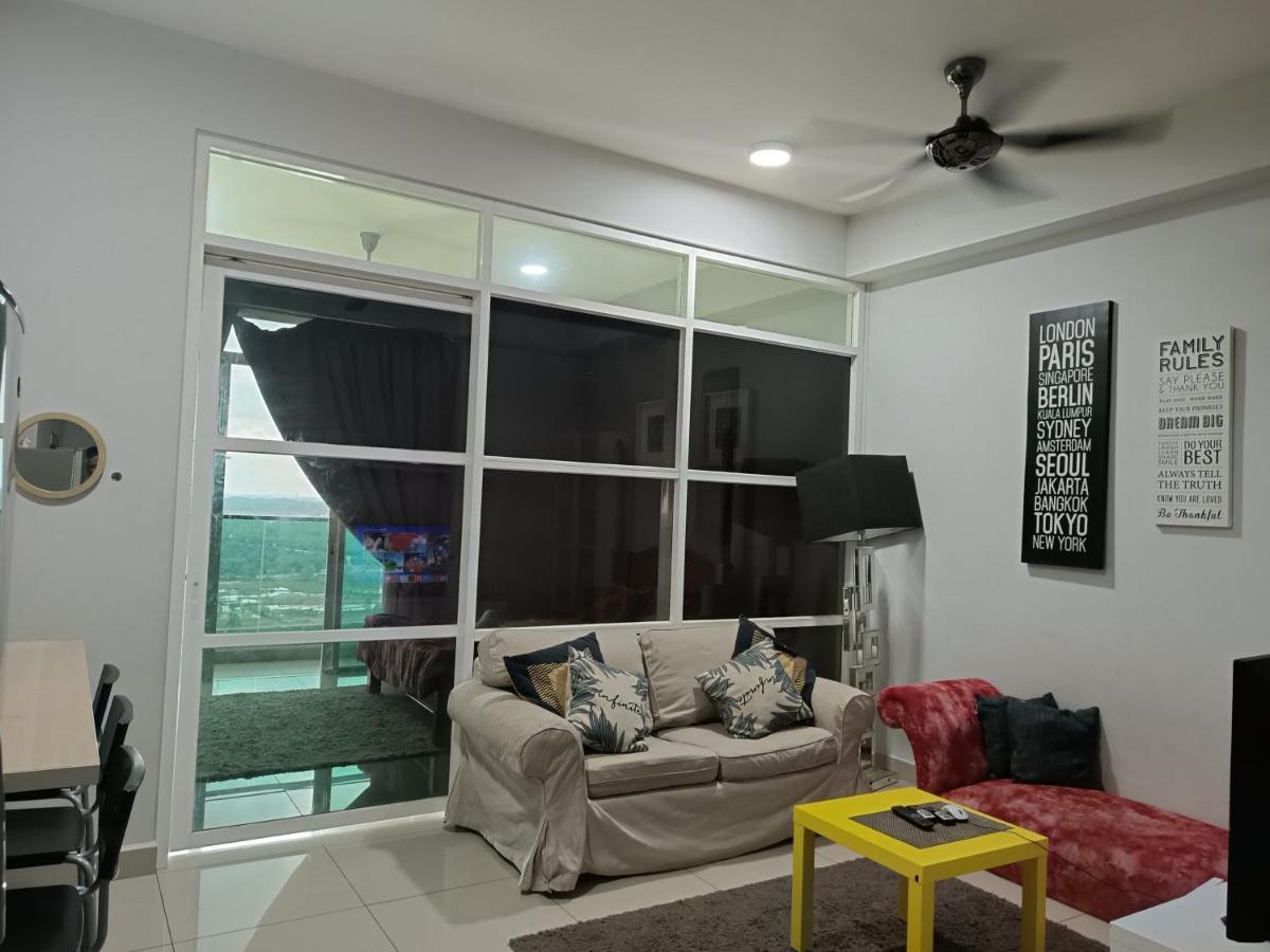 Cozy&wifi &netflix @ Mutiara 27 Apartment Cyberjaya